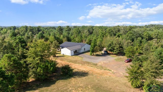 575 Rosie Wady Rd, Gladewater, TX 75647