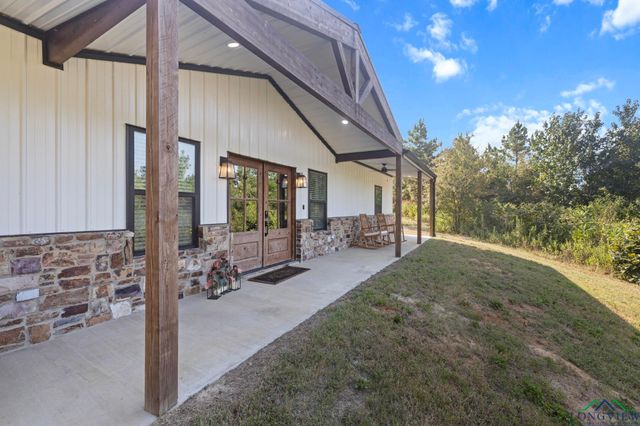 575 Rosie Wady Rd, Gladewater, TX 75647