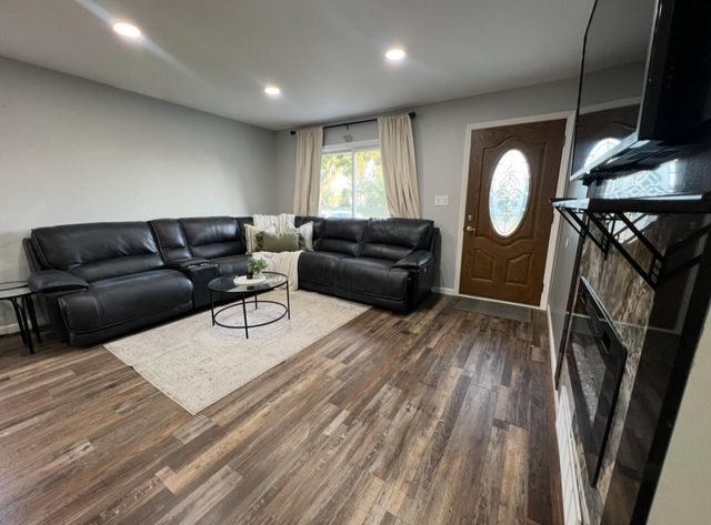 13429 Zagaiski Avenue, Warren, MI 48089