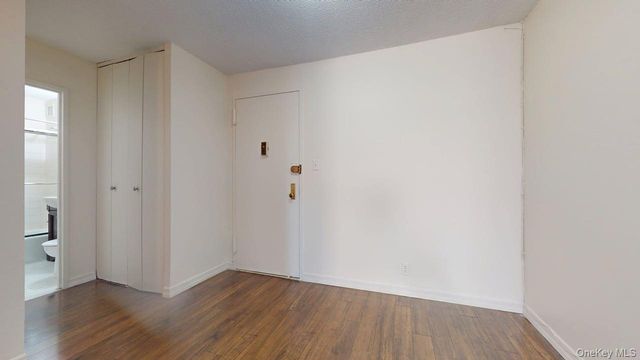 118-17 Union Turnpike 9J, Forest Hills, NY 11375