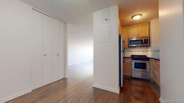 118-17 Union Turnpike 9J, Forest Hills, NY 11375