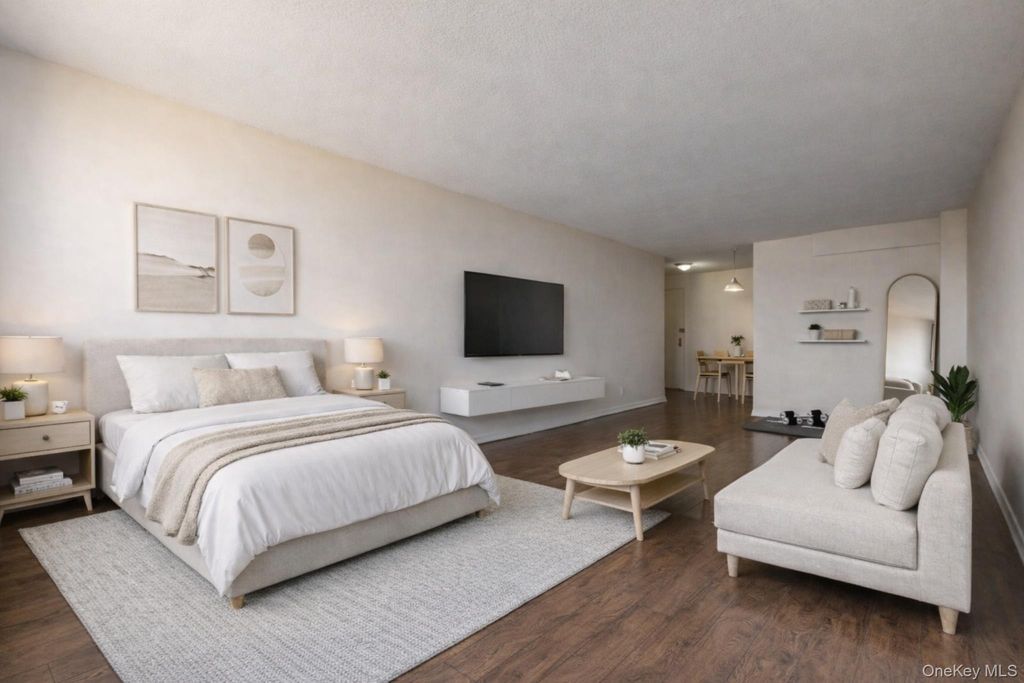 118-17 Union Turnpike 9J, Forest Hills, NY 11375