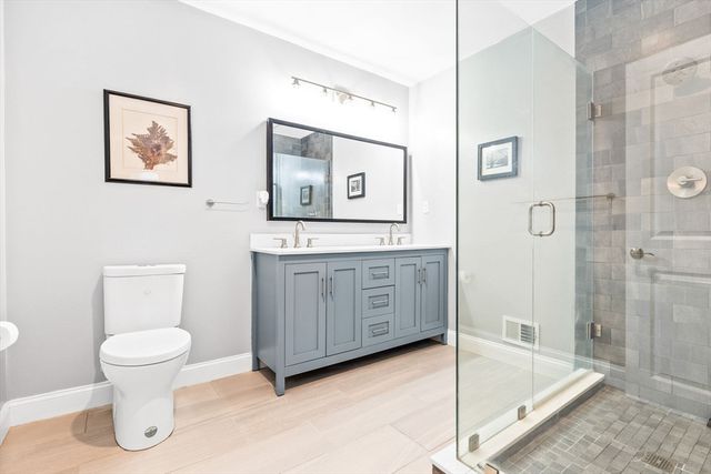 204 Chestnut St, Andover, MA 01810