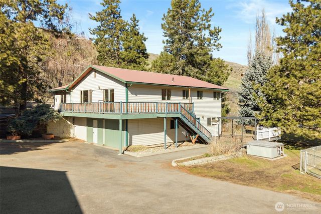 4195 Squilchuck Road, Wenatchee, WA 98801