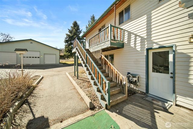 4195 Squilchuck Road, Wenatchee, WA 98801
