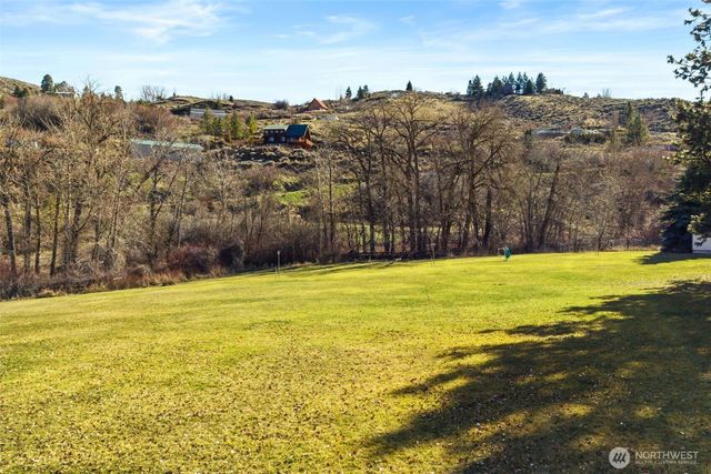4195 Squilchuck Road, Wenatchee, WA 98801