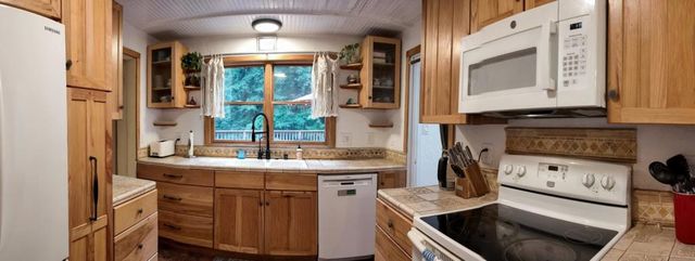 9913 Alba Road, Ben Lomond, CA 95005