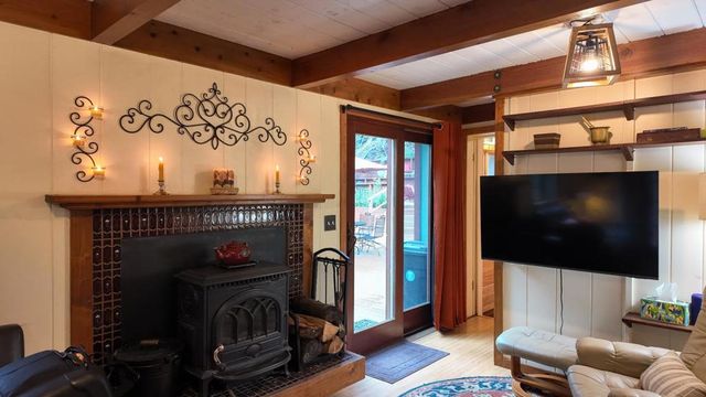 9913 Alba Road, Ben Lomond, CA 95005