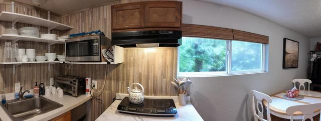 9913 Alba Road, Ben Lomond, CA 95005