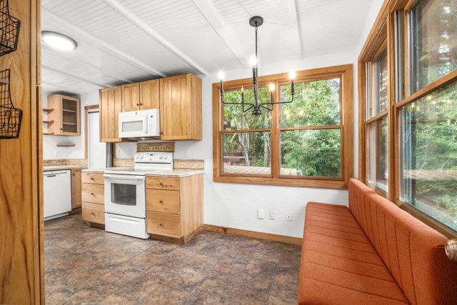 9913 Alba Road, Ben Lomond, CA 95005