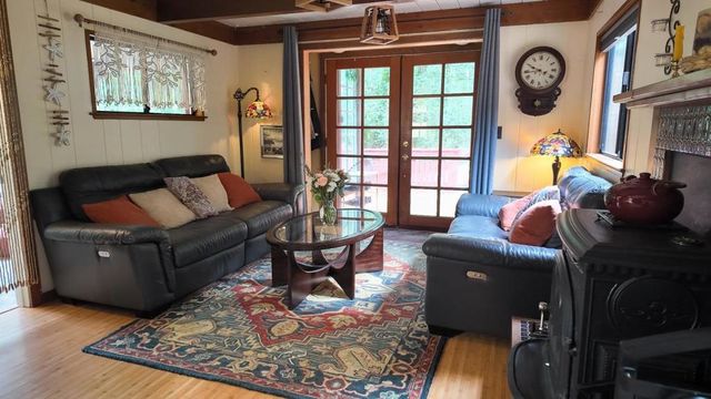 9913 Alba Road, Ben Lomond, CA 95005