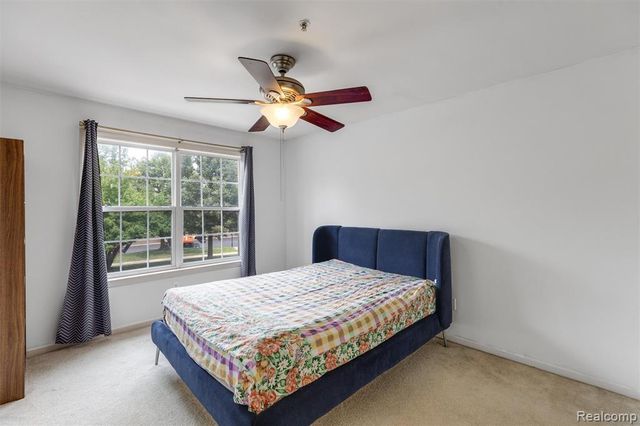 2795 Barclay Way, Ann Arbor, MI 48105