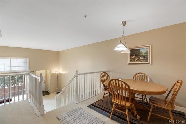 2795 Barclay Way, Ann Arbor, MI 48105