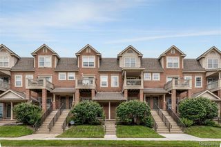 2795 Barclay Way, Ann Arbor, MI 48105