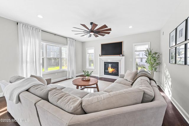 3 Green Oak Boulevard, Middletown, NJ 07748