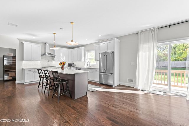 3 Green Oak Boulevard, Middletown, NJ 07748