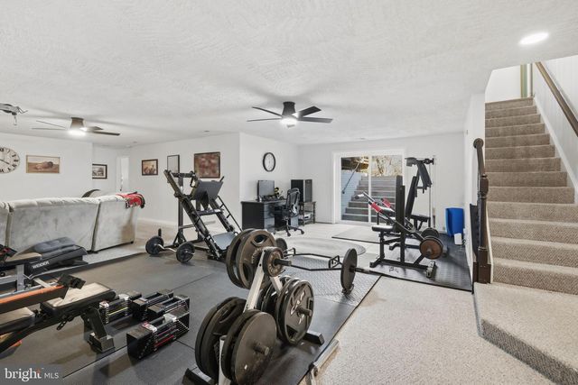 262 LONGWOOD DR, Stafford, VA 22556