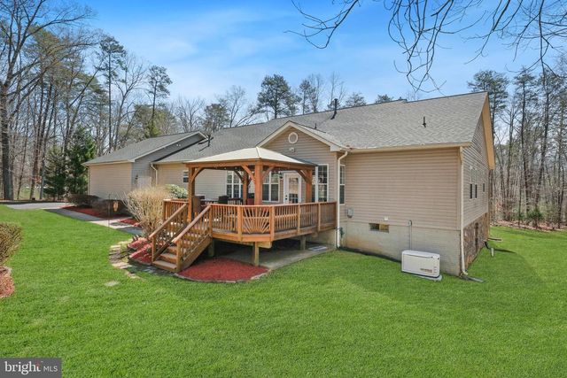 262 LONGWOOD DR, Stafford, VA 22556