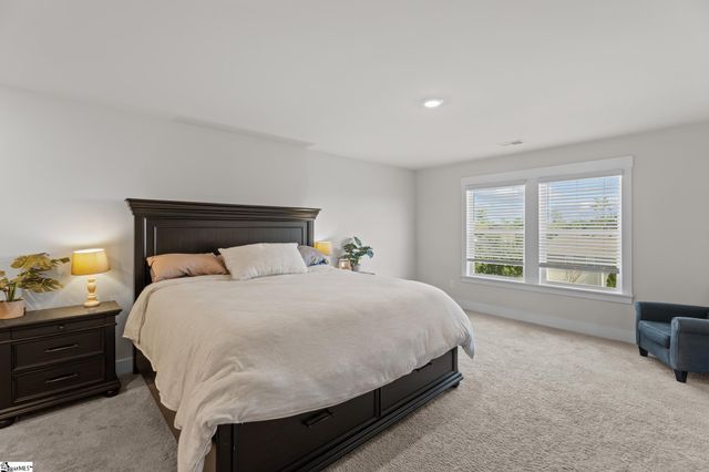 14 Shorncliffe Road, Simpsonville, SC 29680
