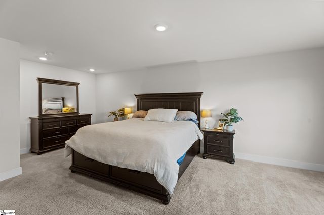 14 Shorncliffe Road, Simpsonville, SC 29680