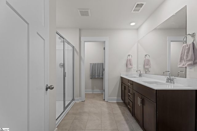 14 Shorncliffe Road, Simpsonville, SC 29680