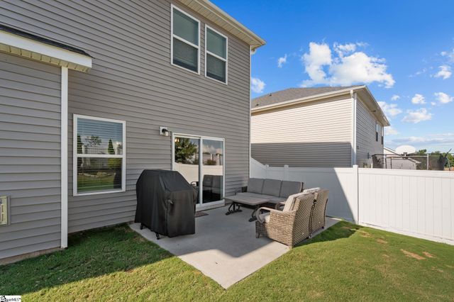 14 Shorncliffe Road, Simpsonville, SC 29680