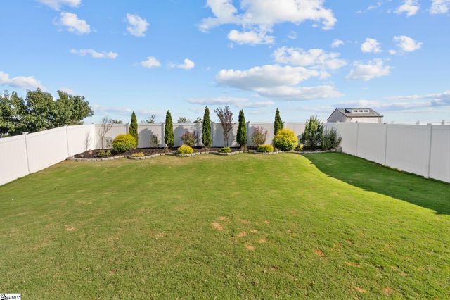 14 Shorncliffe Road, Simpsonville, SC 29680