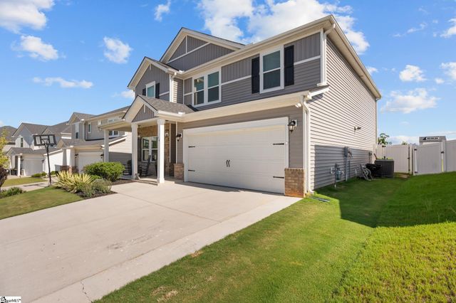 14 Shorncliffe Road, Simpsonville, SC 29680
