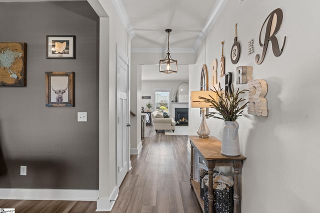 14 Shorncliffe Road, Simpsonville, SC 29680