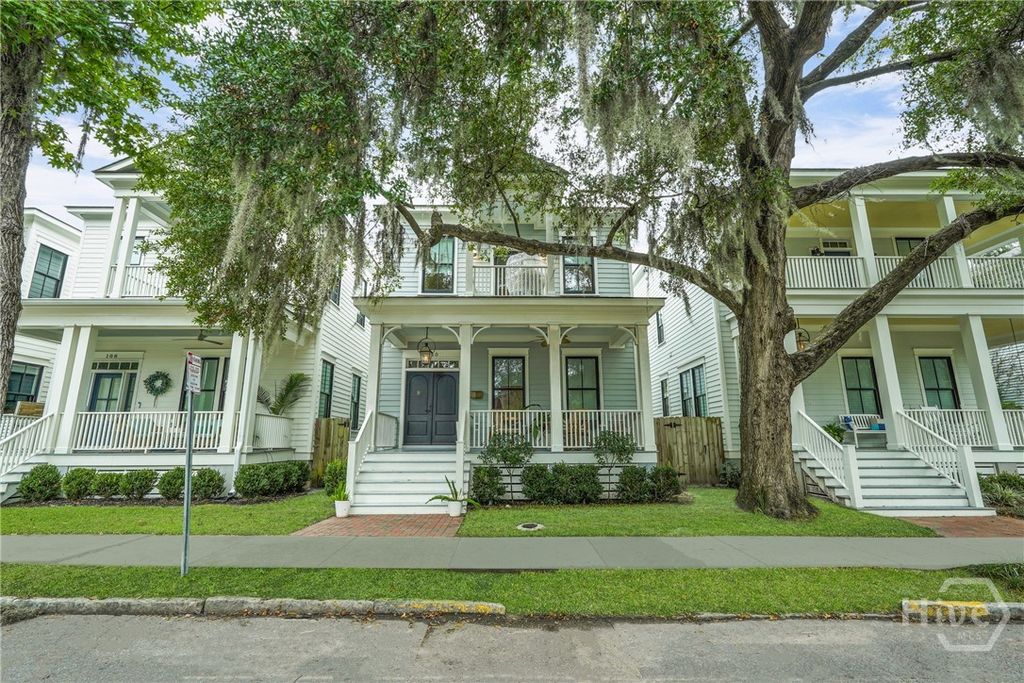 Image 2 of property listing at 110 E 38th Street, Savannah, GA 31401