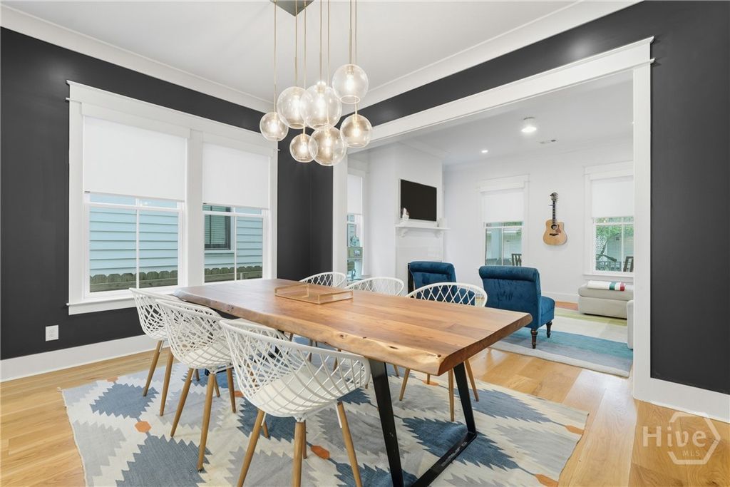 Image 20 of property listing at 110 E 38th Street, Savannah, GA 31401