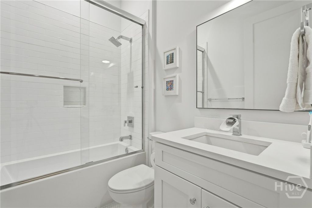 Image 50 of property listing at 110 E 38th Street, Savannah, GA 31401