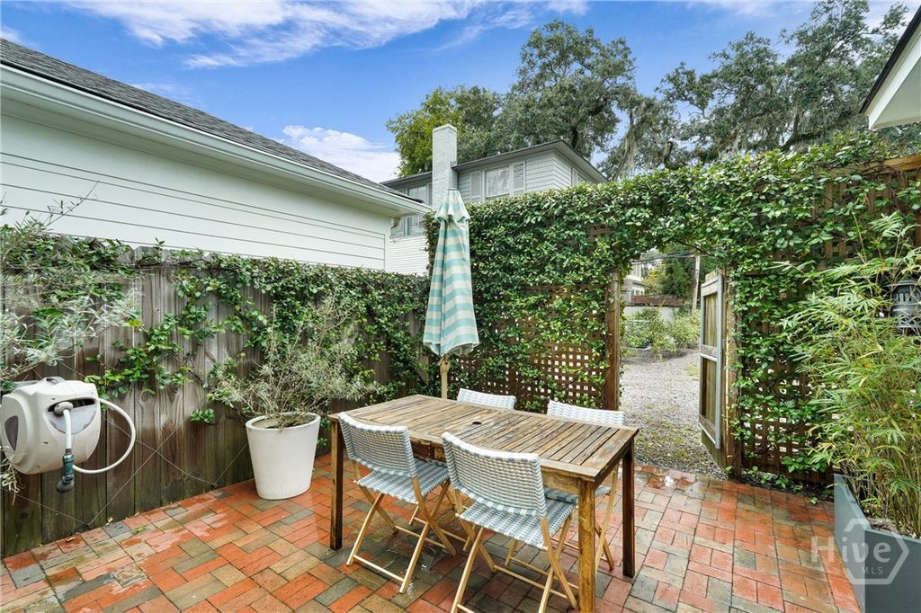 Image 52 of property listing at 110 E 38th Street, Savannah, GA 31401