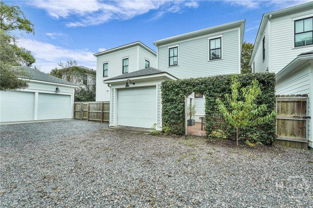 Image 58 of property listing at 110 E 38th Street, Savannah, GA 31401