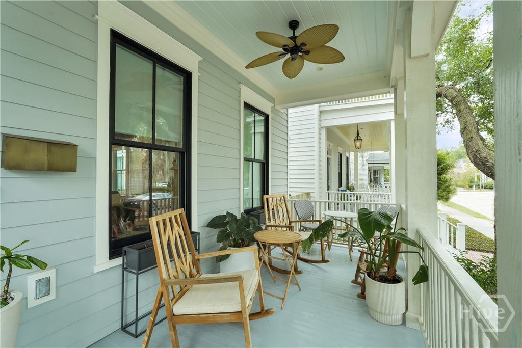 Image 8 of property listing at 110 E 38th Street, Savannah, GA 31401