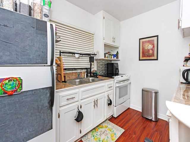 2541 S PALMETTO AVENUE, Sanford, FL 32773