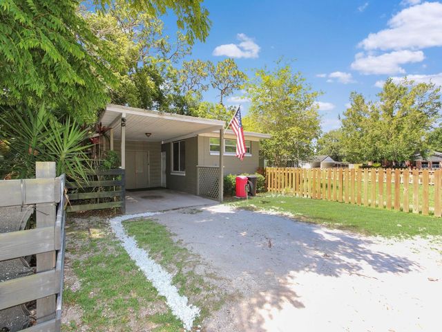 2541 S PALMETTO AVENUE, Sanford, FL 32773