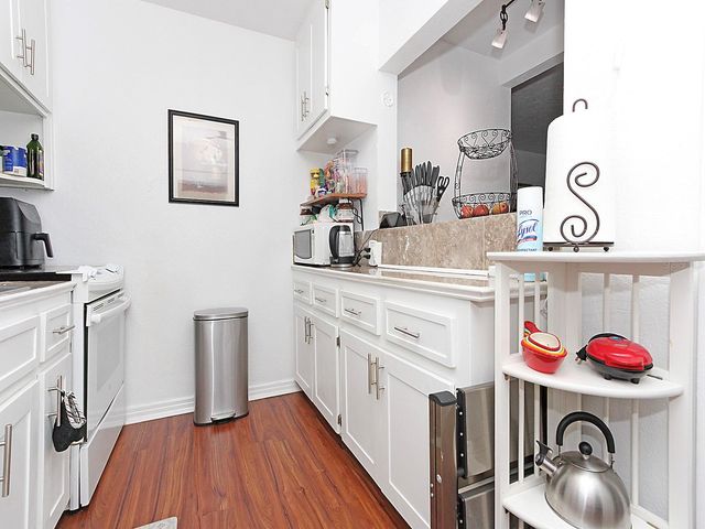 2541 S PALMETTO AVENUE, Sanford, FL 32773