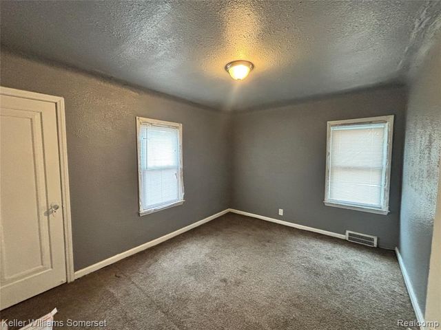 15596 Eastwood Street, Detroit, MI 48205