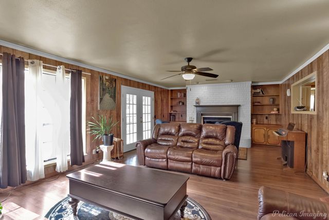 8185 Fleetwood Drive, Greenwood, LA 71033