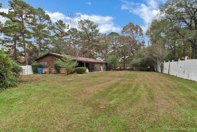 8185 Fleetwood Drive, Greenwood, LA 71033