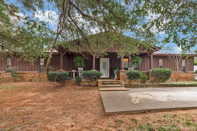 8185 Fleetwood Drive, Greenwood, LA 71033