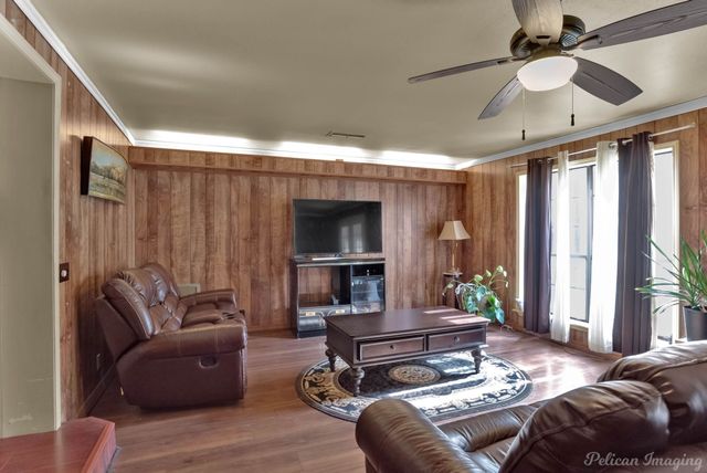 8185 Fleetwood Drive, Greenwood, LA 71033