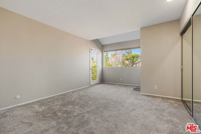 23401 Park Sorrento 30, Calabasas, CA 91302