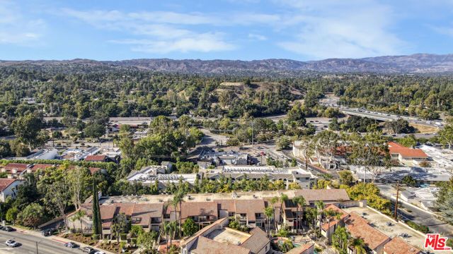 23401 Park Sorrento 30, Calabasas, CA 91302