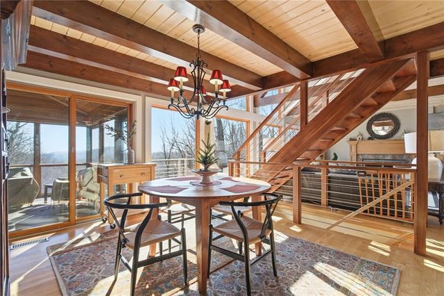 1300 Quail Cove Drive, Jasper, GA 30143