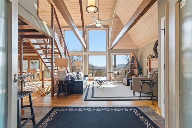 1300 Quail Cove Drive, Jasper, GA 30143