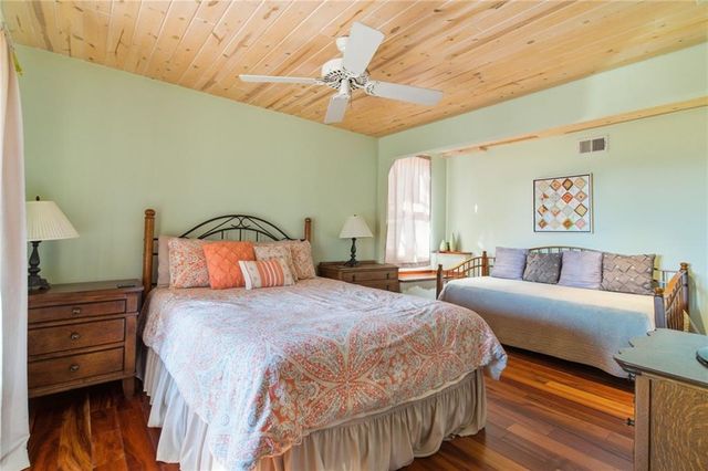 1300 Quail Cove Drive, Jasper, GA 30143