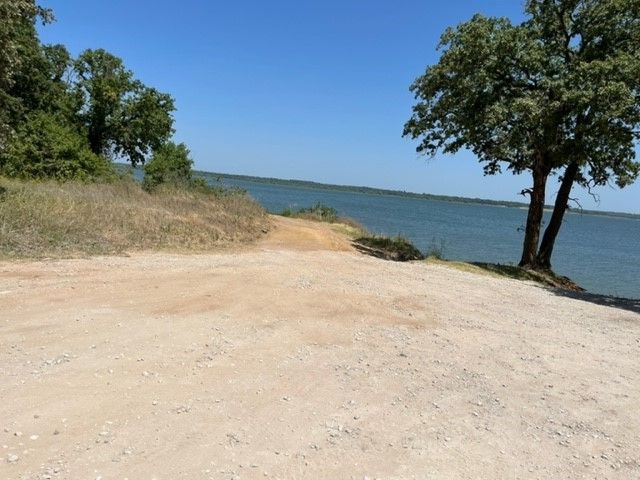 952 Lake Road, Gordonville, TX 76245