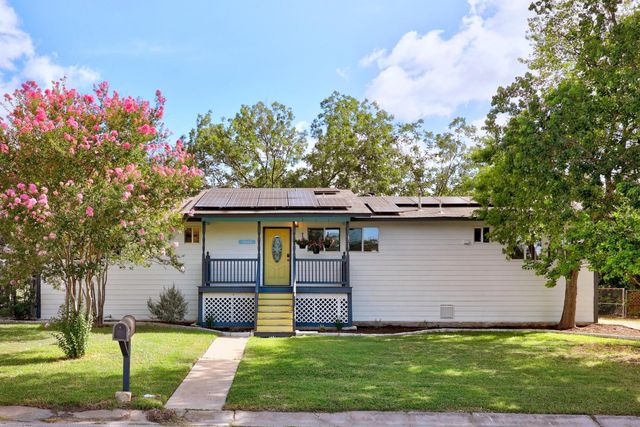 10608 Ponder LN, Austin, TX 78719